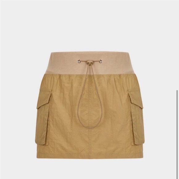 Cape Clique cargo mini skirt and crop top set size S - Picture 4 of 13